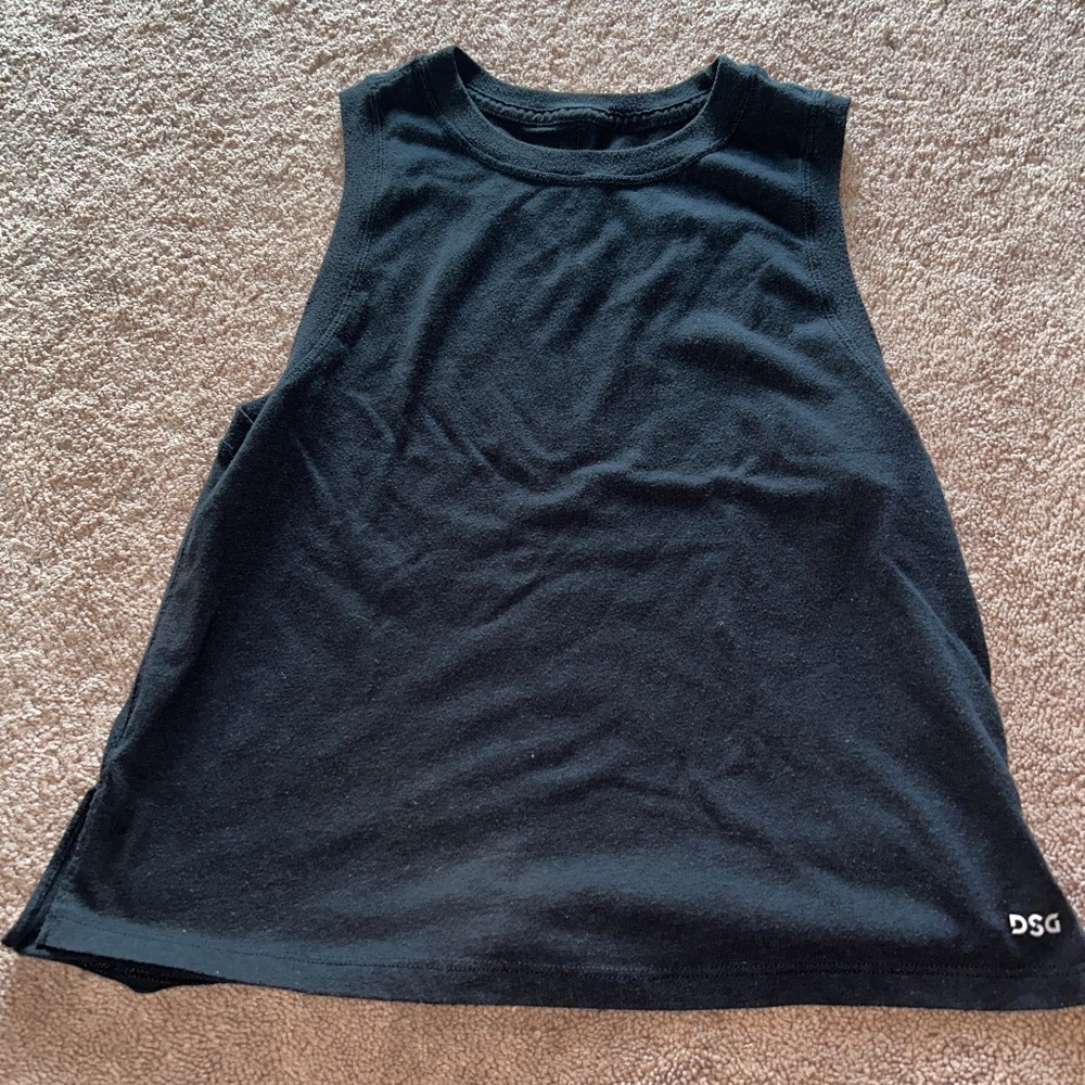 black tank top